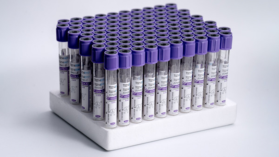 K3 EDTA ขวดตัวอย่างเลือด 3ml 13 * 75mm หลอดสุญญากาศแก้วพร้อมแบรนด์ OEM