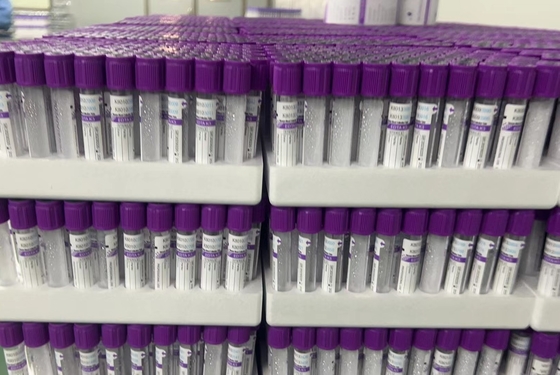 หลอดเก็บเลือดสุญญากาศ EDTA ฆ่าเชื้อด้วยรังสี 3ml 13*75mm หลอดทดลองแก้ว
