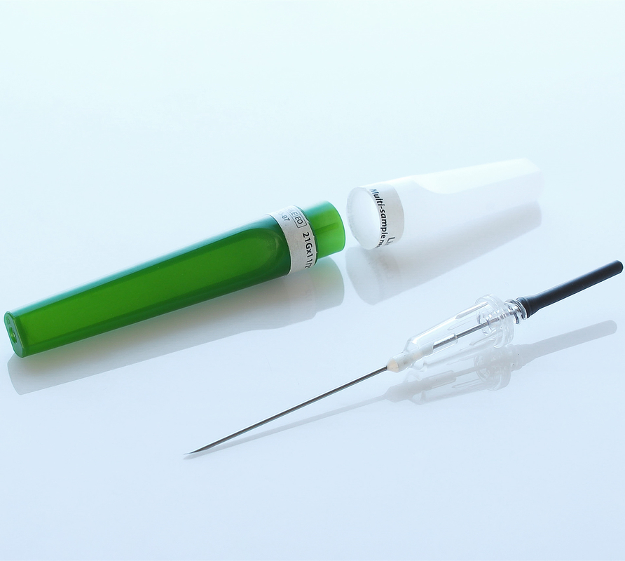เข็มเจาะเลือดชนิดปากกา 21G ความปลอดภัย สีเขียว Flashback Vacuum Needle
